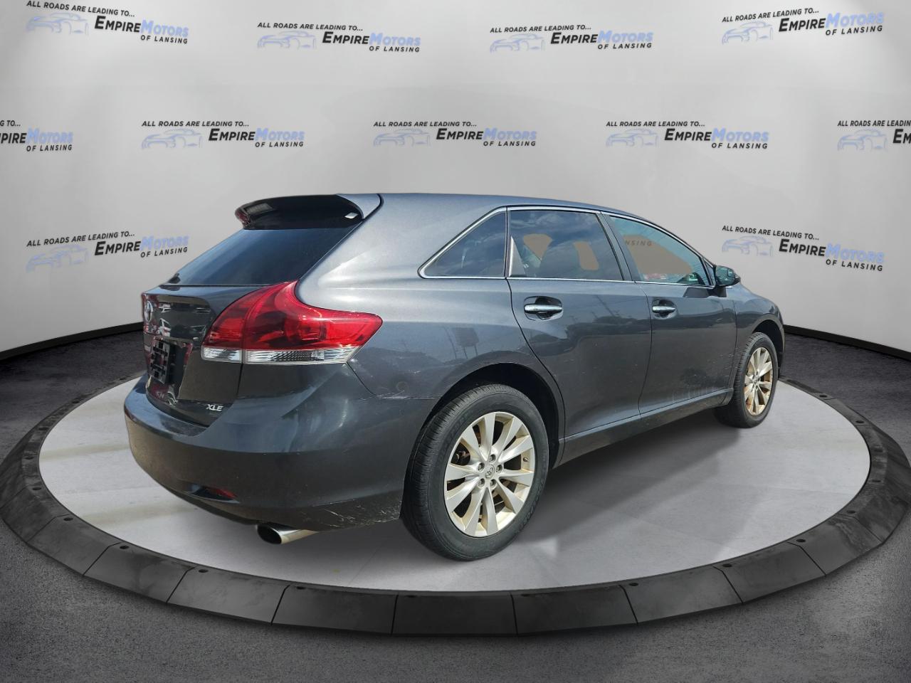 Toyota Venza LE I4 FWD 2013