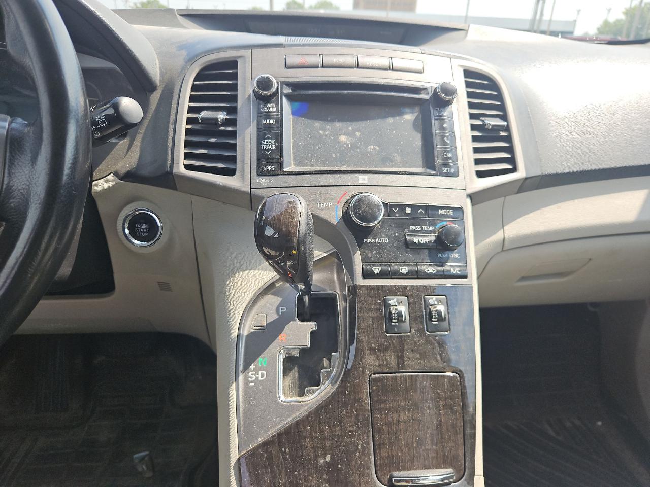 Toyota Venza LE I4 FWD 2013