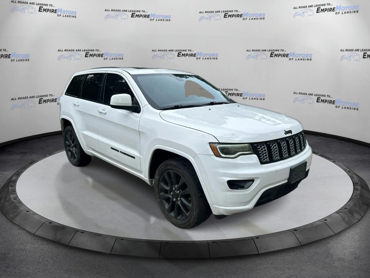 Jeep Grand Cherokee Laredo 4WD 2019