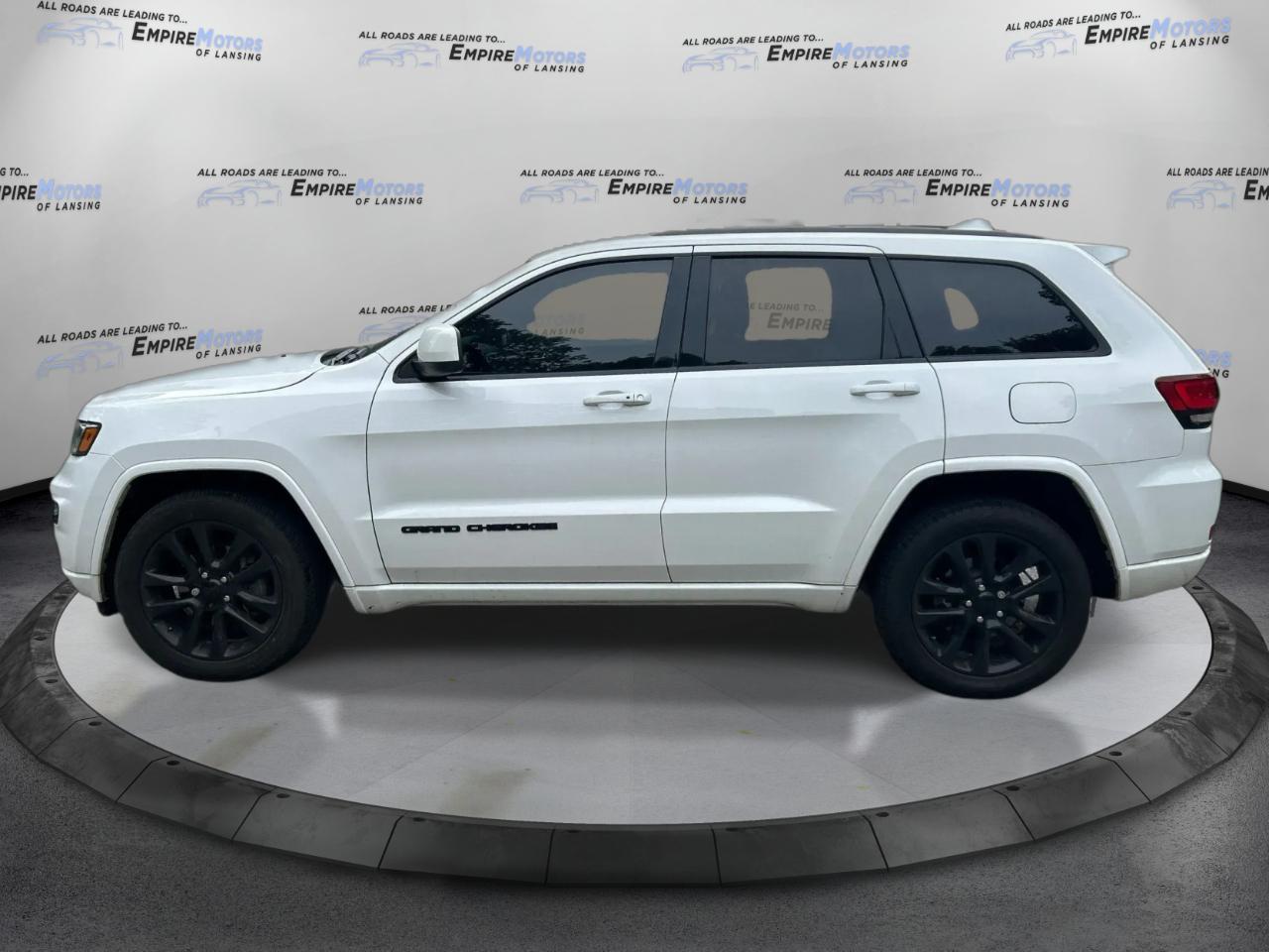 Jeep Grand Cherokee Laredo 4WD 2019