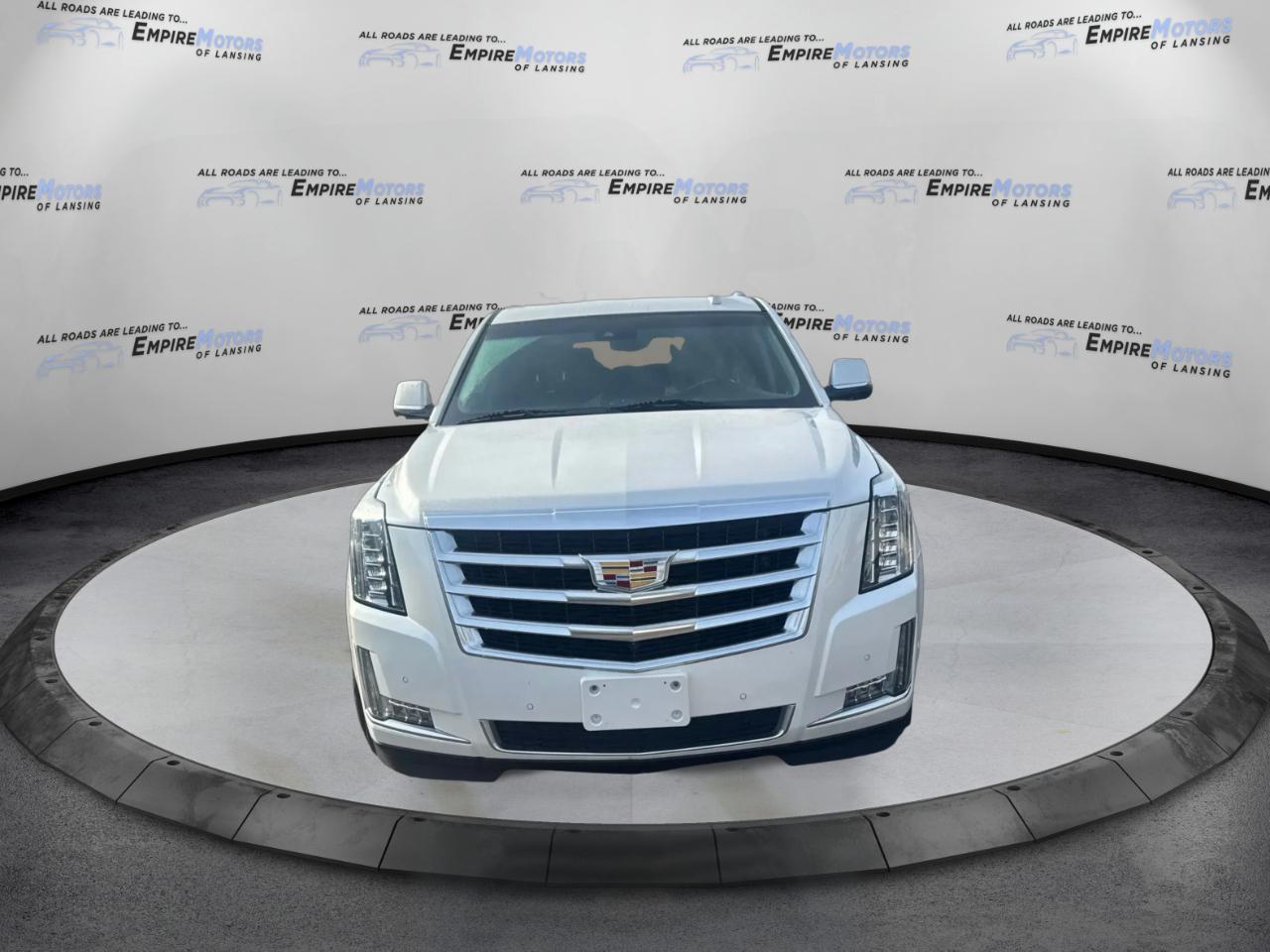 Cadillac Escalade ESV Luxury 4WD 2017