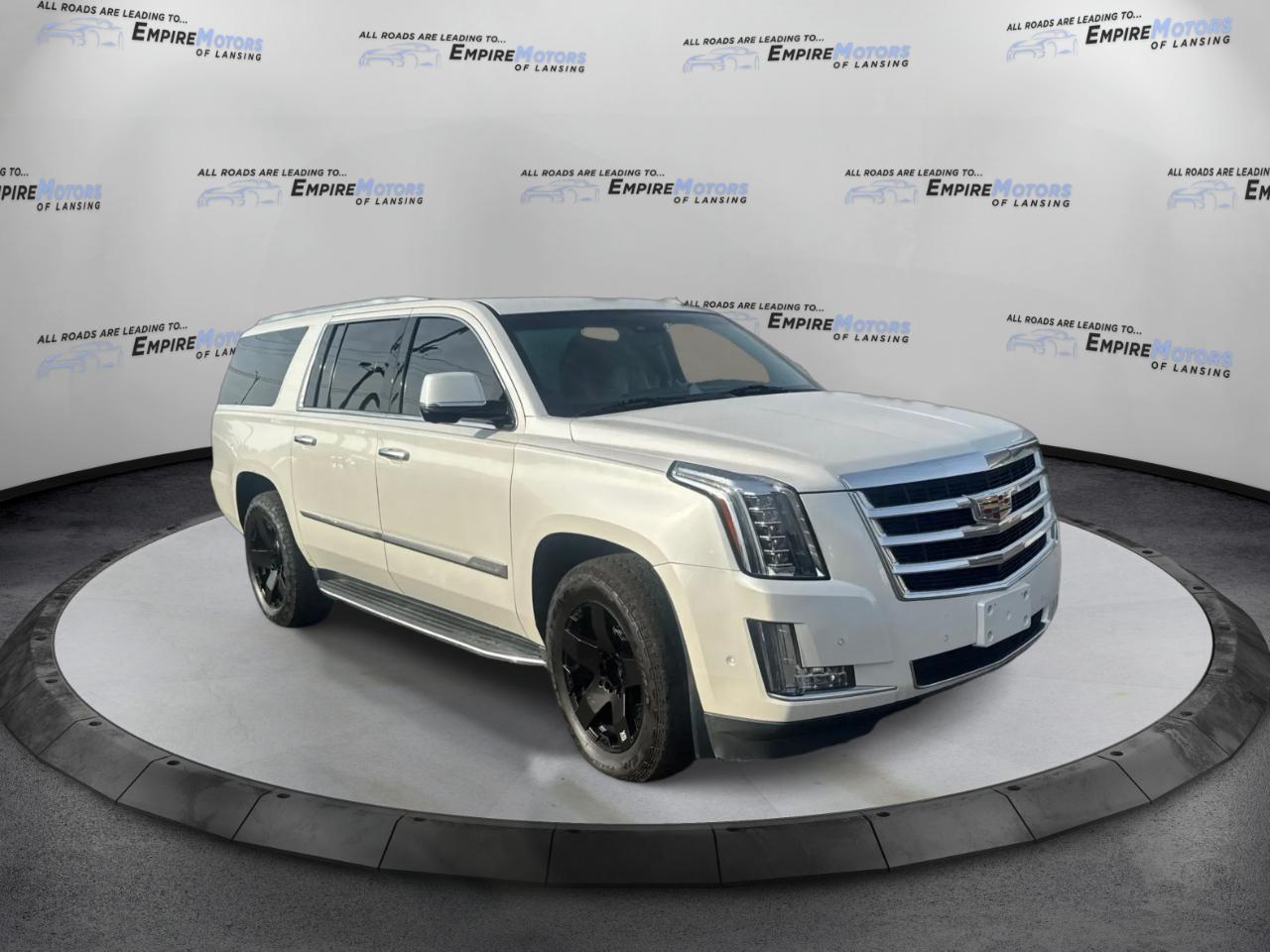 Cadillac Escalade ESV Luxury 4WD 2017