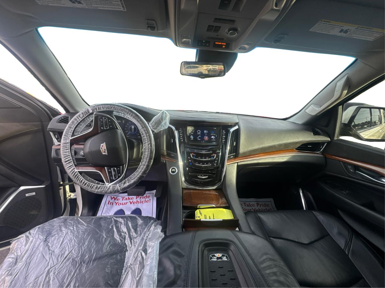 Cadillac Escalade ESV Luxury 4WD 2017