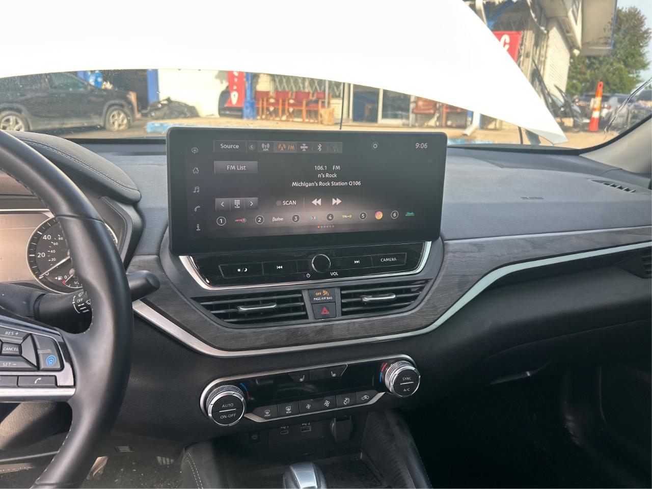 Nissan Altima 2.5 SV 2025