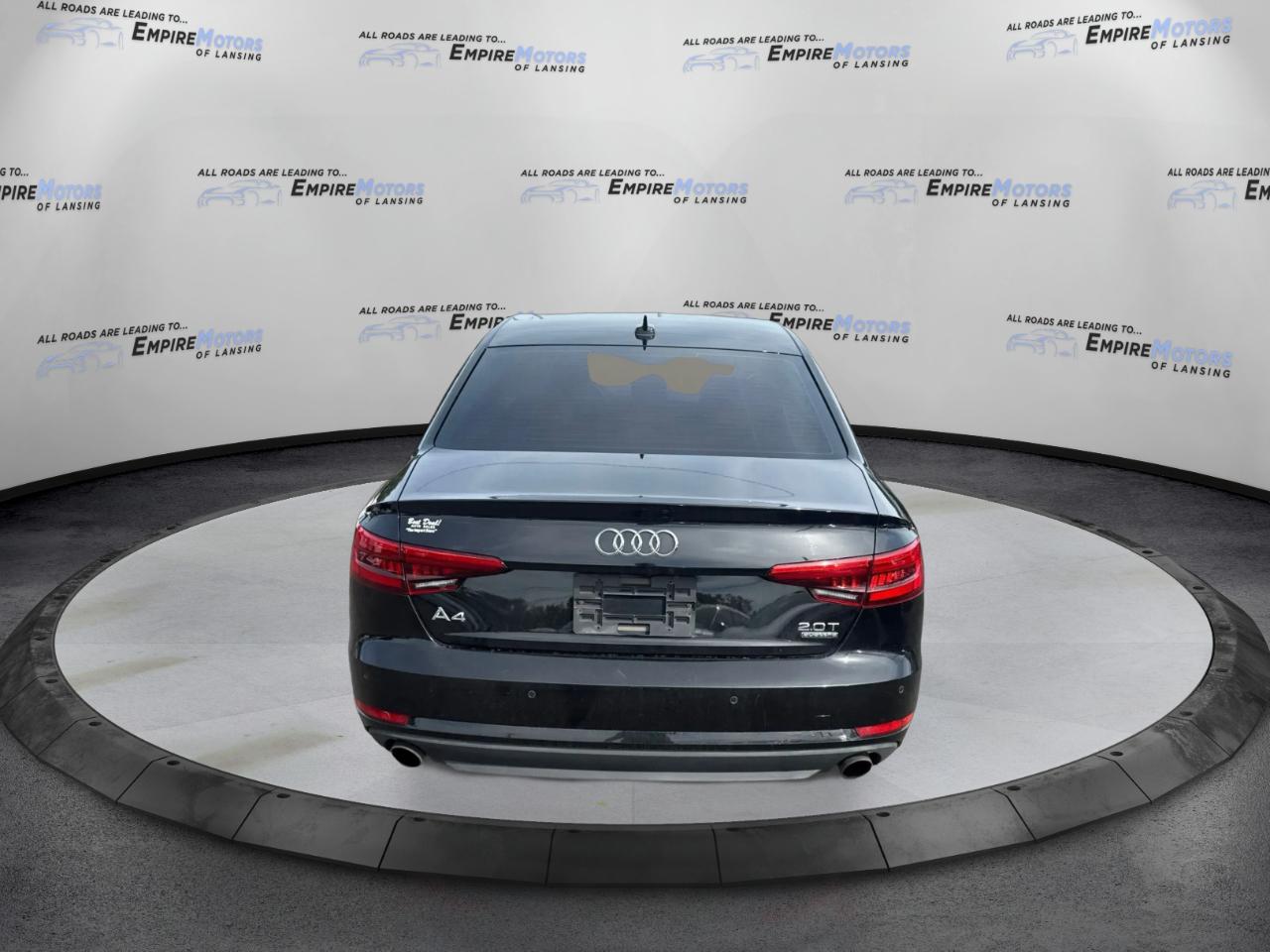 Audi A4 2.0T Premium quattro Sedan 2017