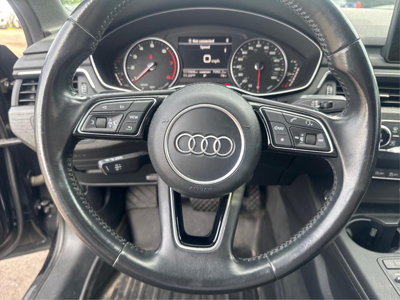 Audi A4 2.0T Premium quattro Sedan 2017