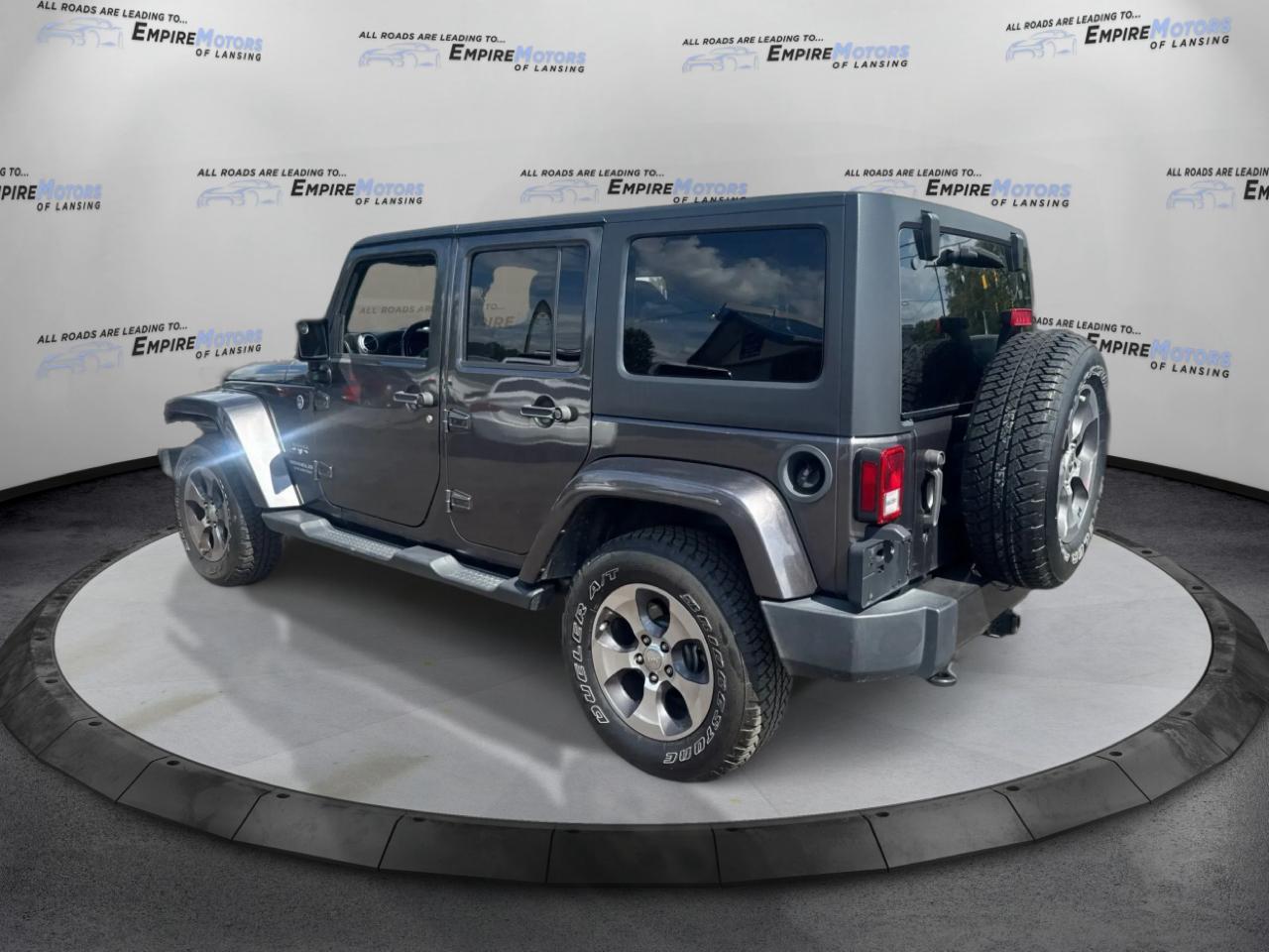 Jeep Wrangler Unlimited Sahara 4WD 2017