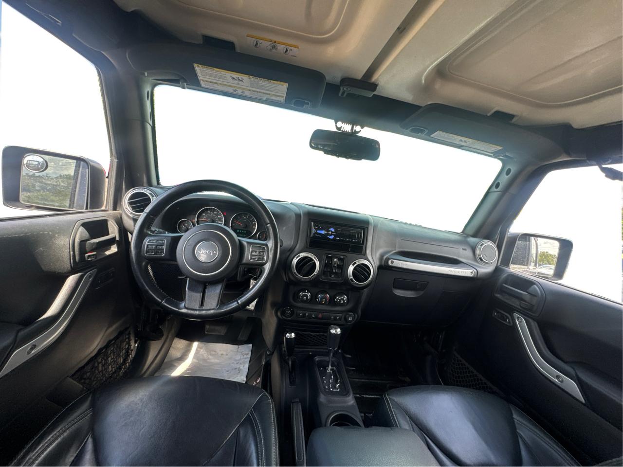 Jeep Wrangler Unlimited Sahara 4WD 2017