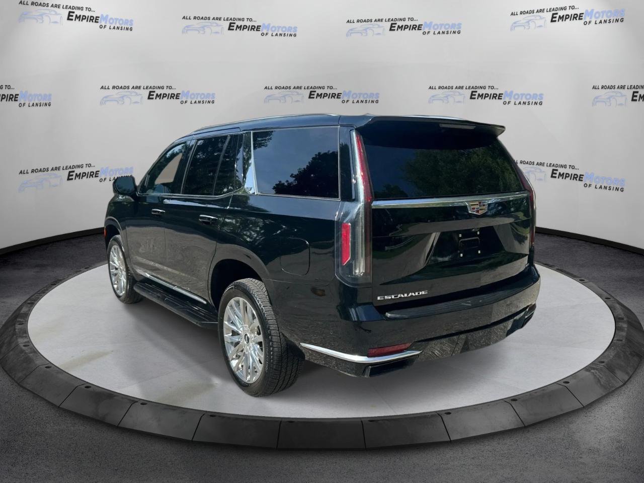 Cadillac Escalade 4WD 4dr Premium Luxury 2022