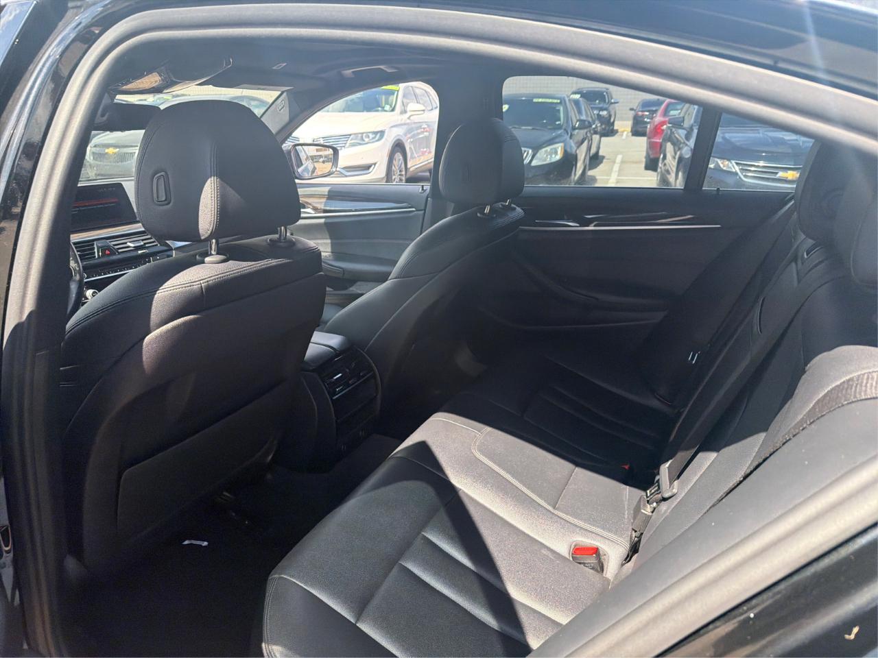 BMW 5-Series 530i xDrive 2018