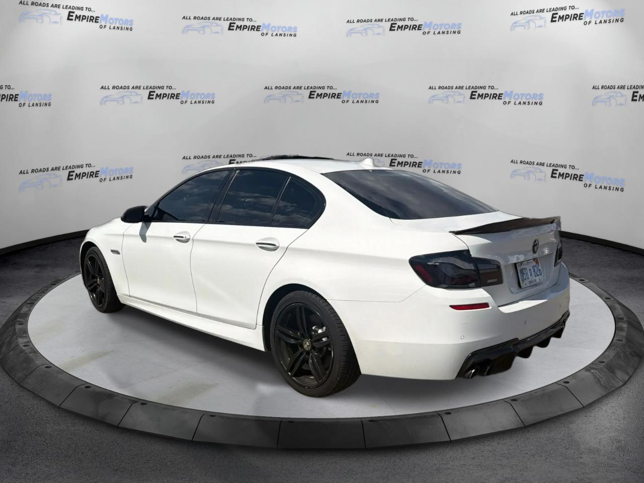 BMW 5-Series 550i xDrive 2016