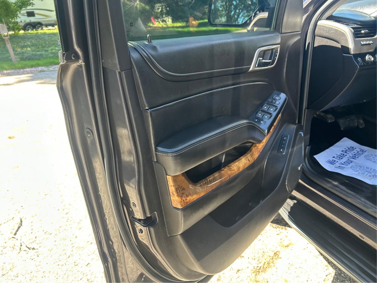 GMC Yukon Denali XL 4WD 2015