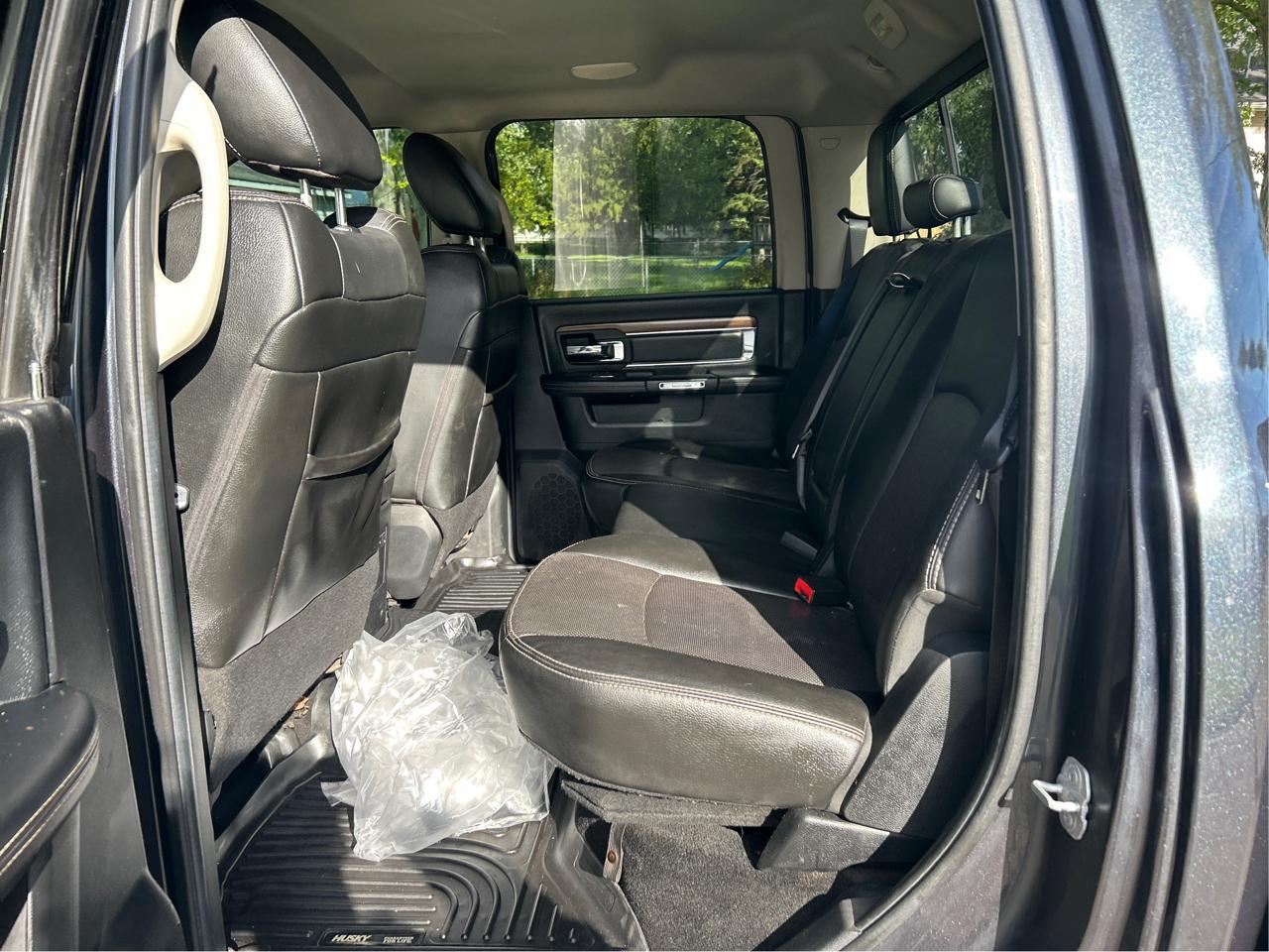 RAM 2500 Laramie Crew Cab SWB 4WD 2015