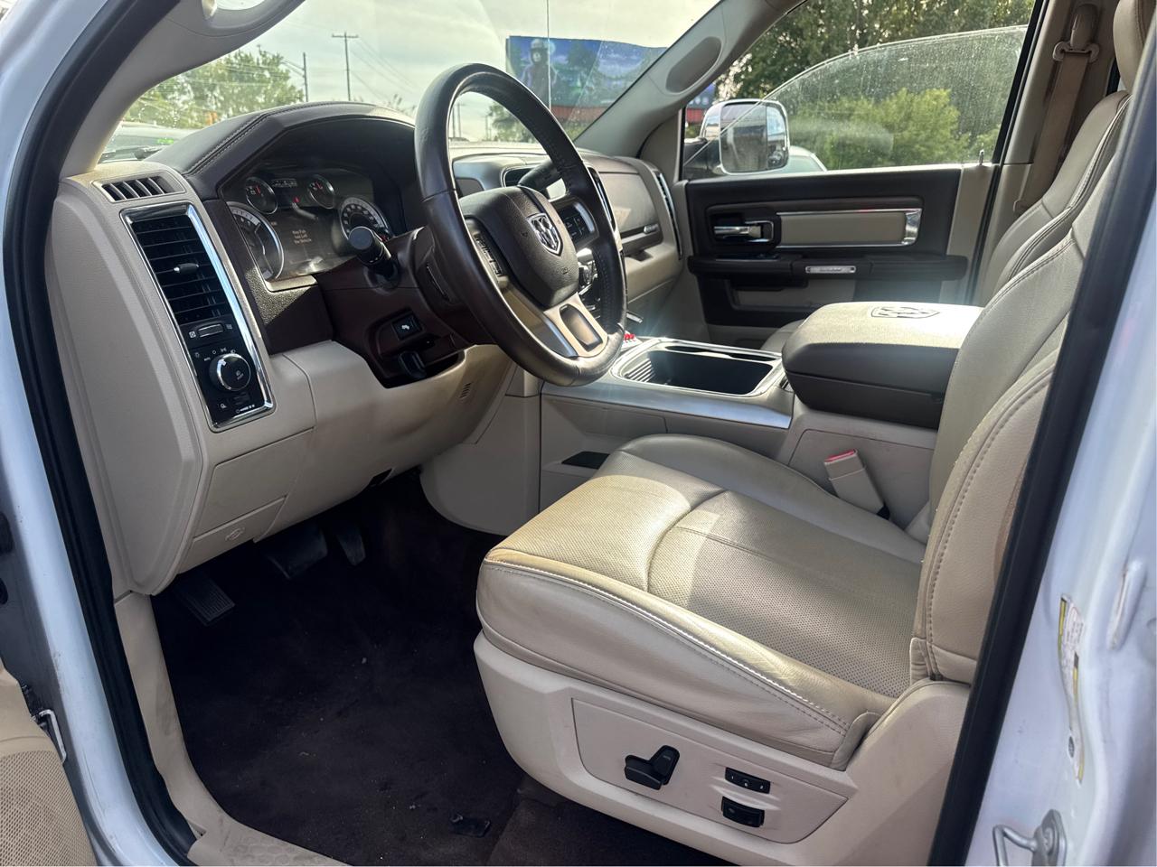RAM 2500 Laramie Crew Cab SWB 4WD 2018