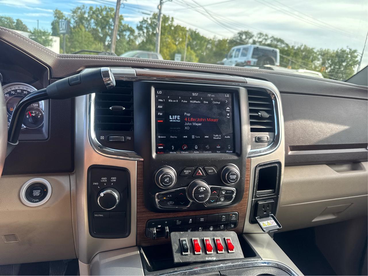 RAM 2500 Laramie Crew Cab SWB 4WD 2018