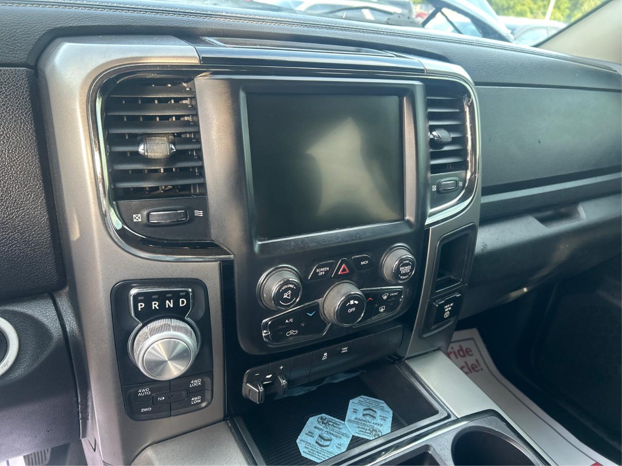 RAM 1500 Sport Crew Cab LWB 4WD 2014