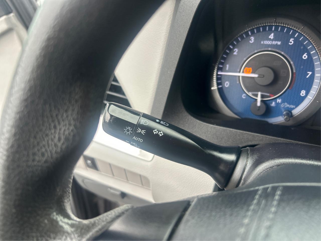 Toyota Sienna LE 8-Passenger 2019