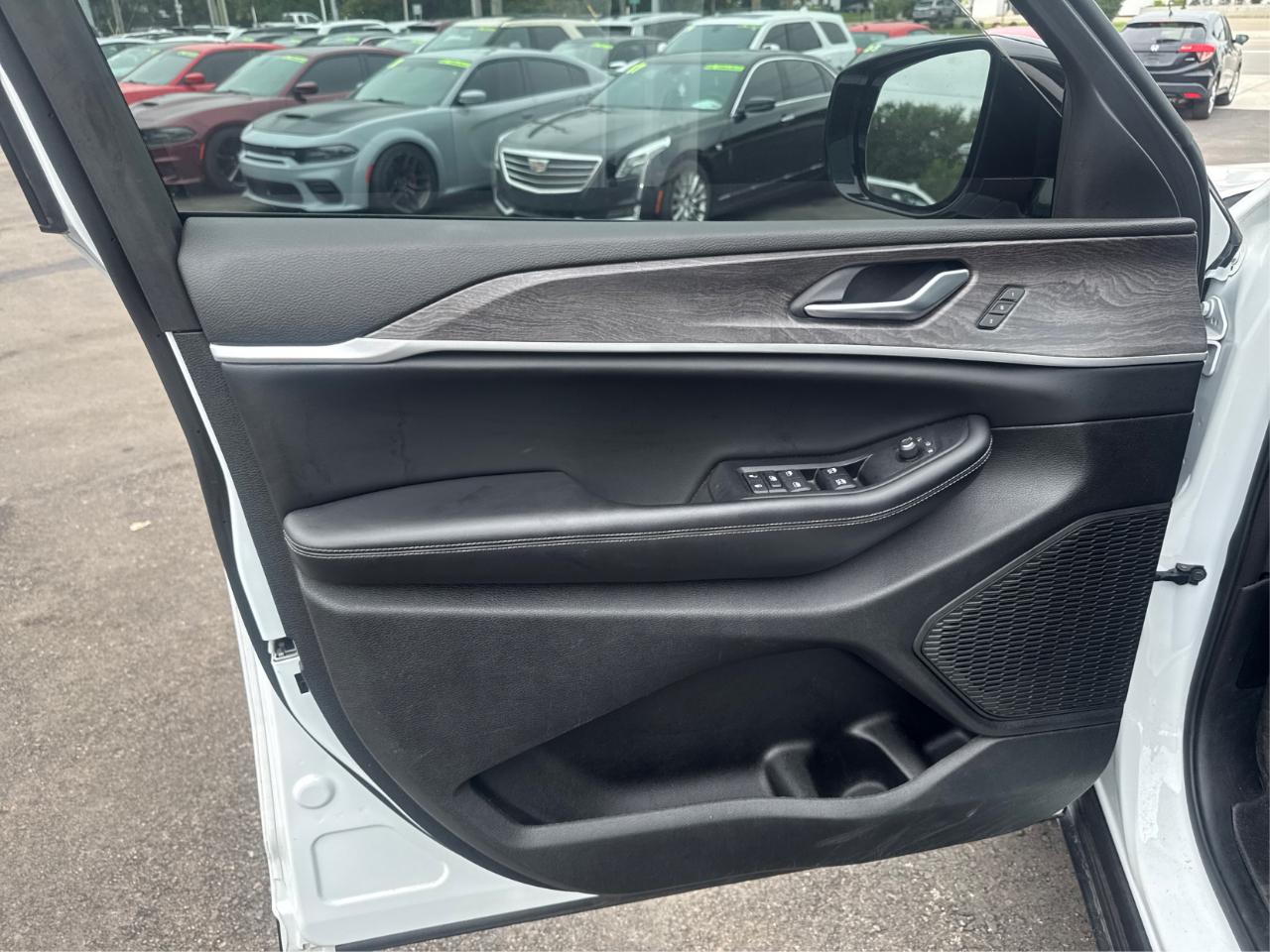 Jeep Grand Cherokee L Limited 4WD 2023