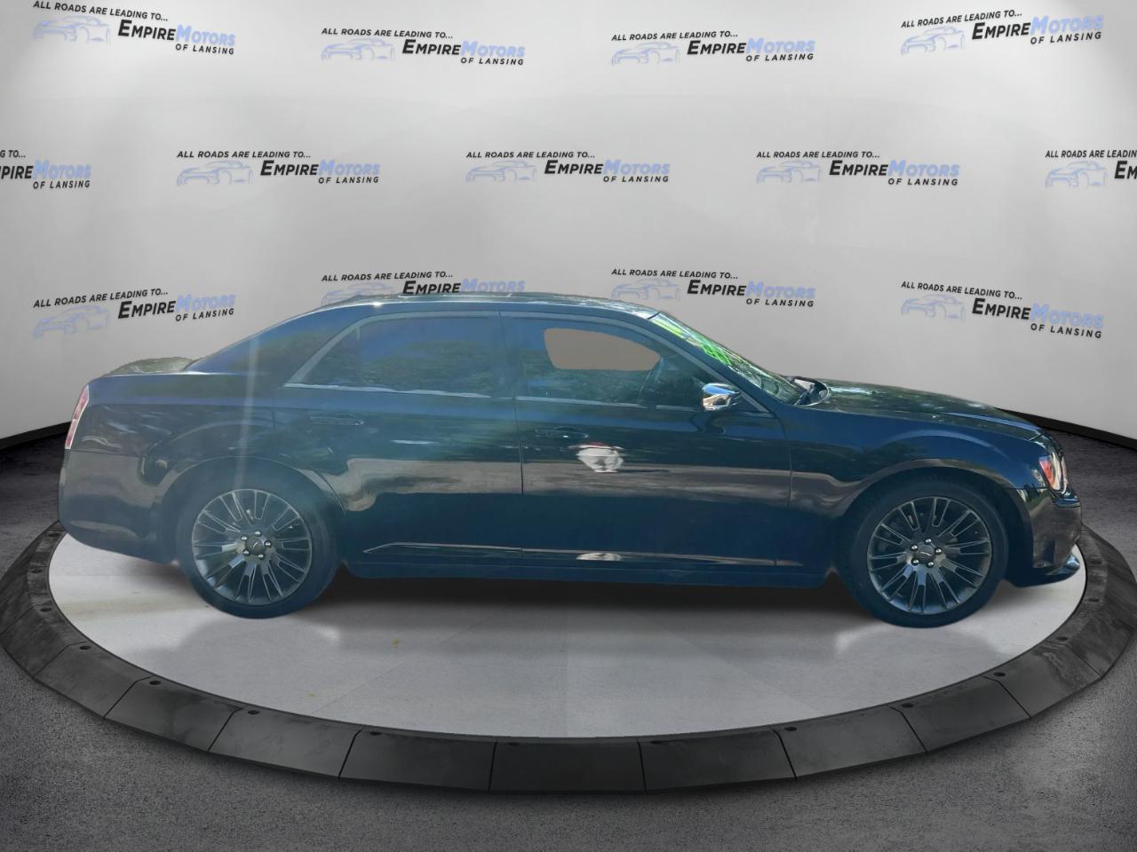 Chrysler 300 C John Varvatos Luxury RWD 2014