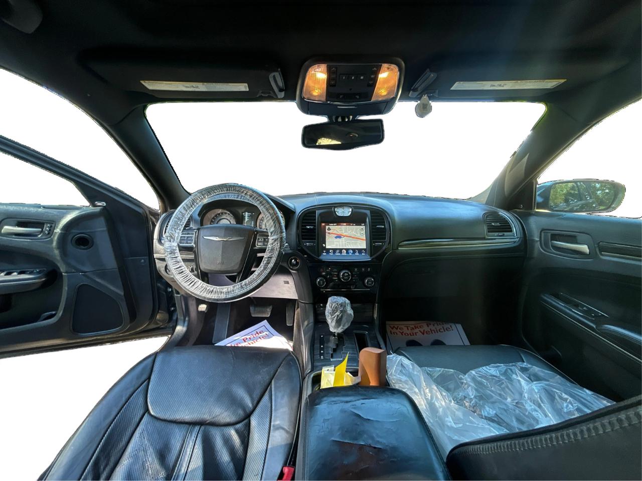 Chrysler 300 C John Varvatos Luxury RWD 2014