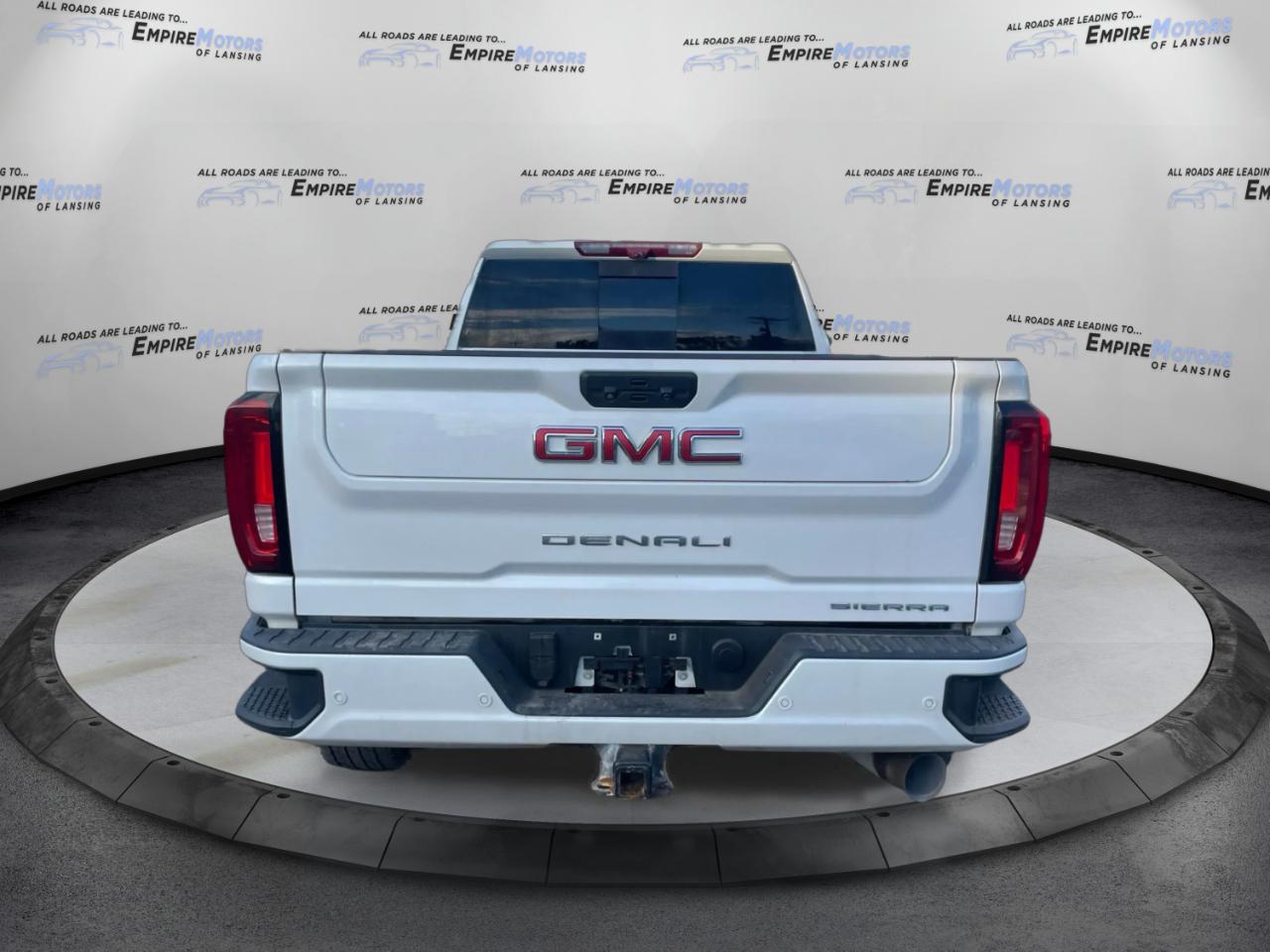 GMC Sierra 2500HD Denali Crew Cab 4WD SB 2023