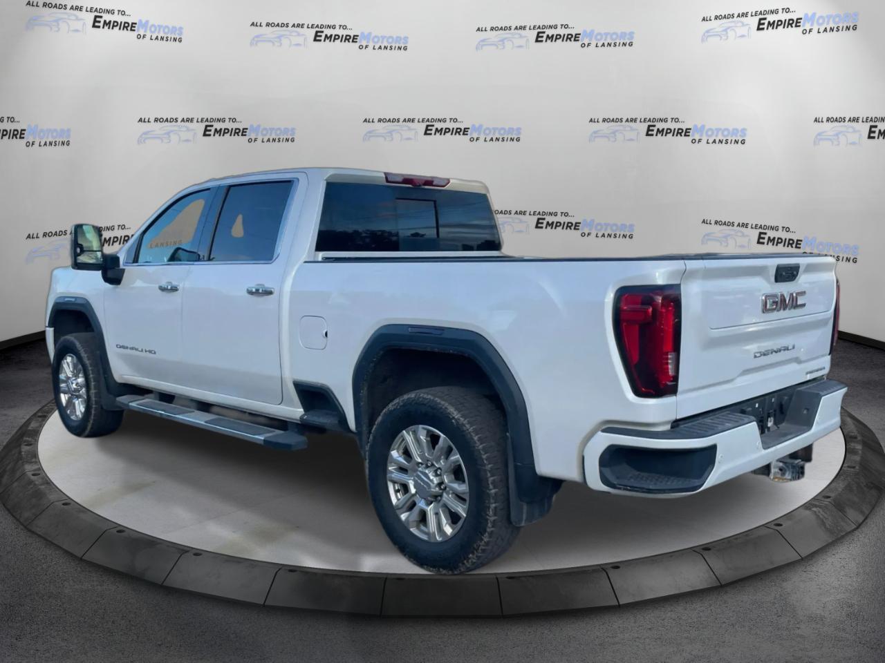 GMC Sierra 2500HD Denali Crew Cab 4WD SB 2023