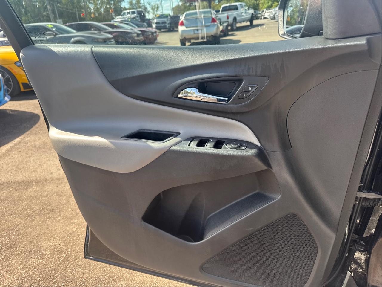 Chevrolet Equinox LS 2WD 2020