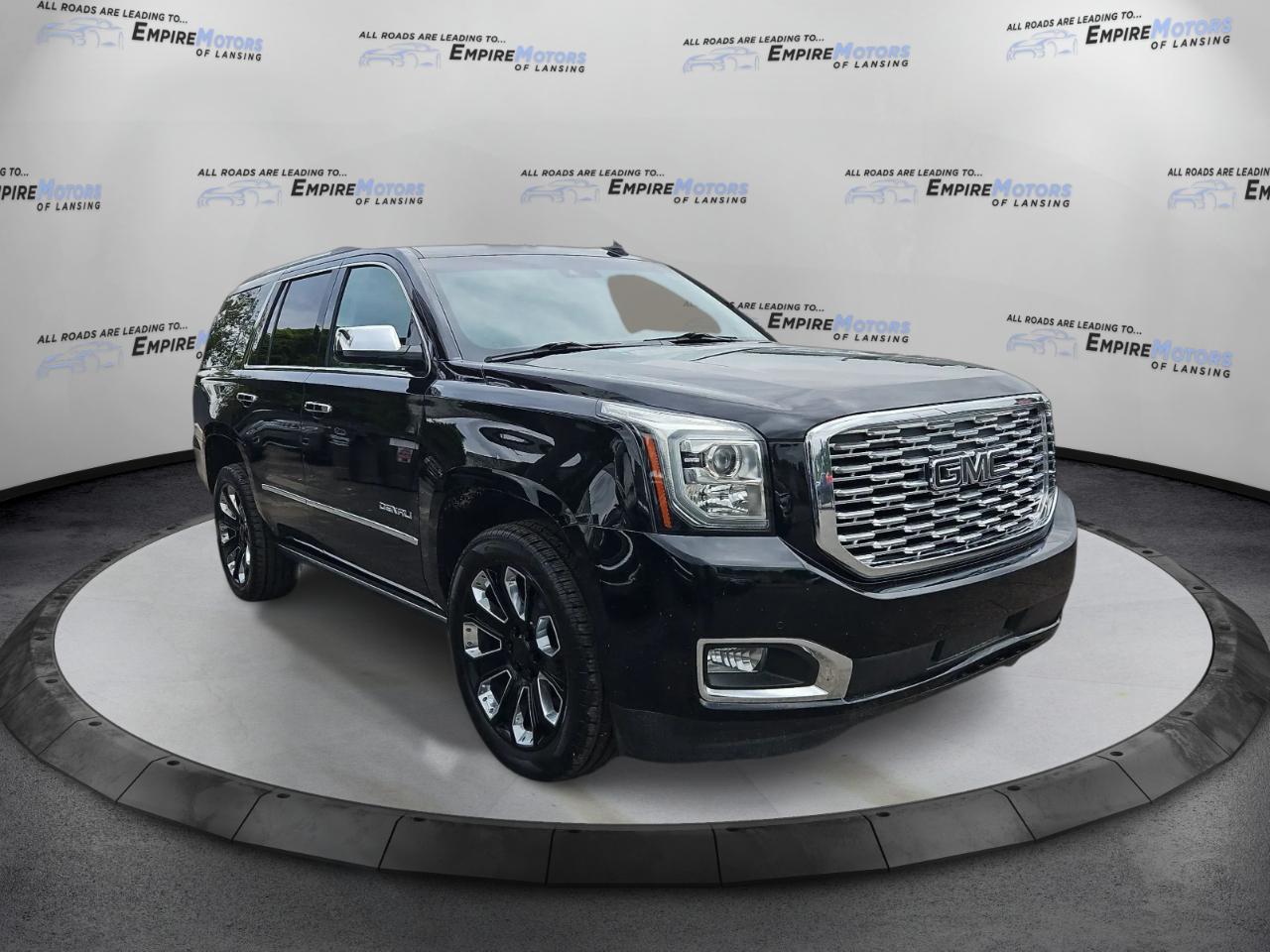 GMC Yukon Denali 4WD 2019