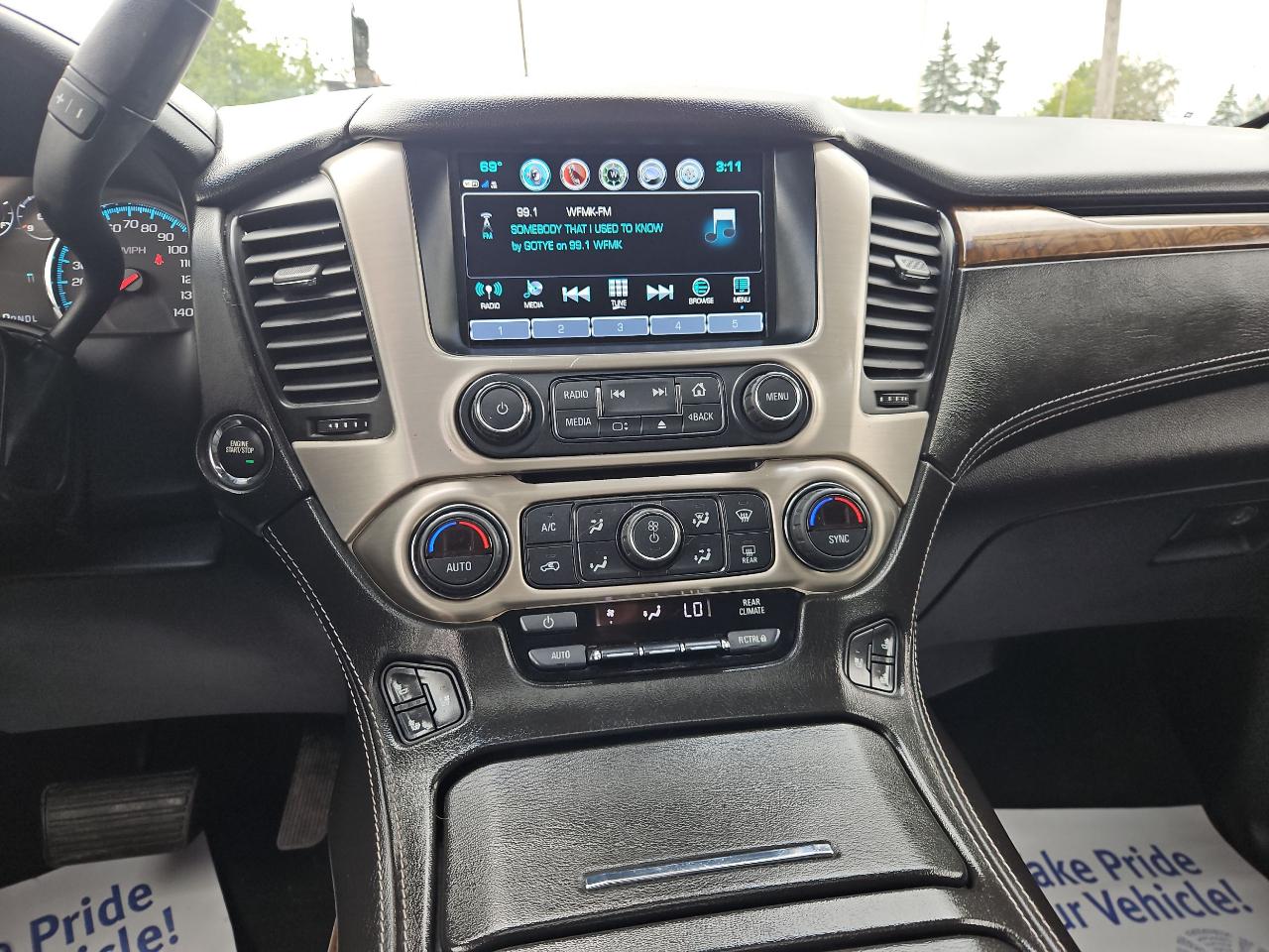 GMC Yukon Denali 4WD 2019