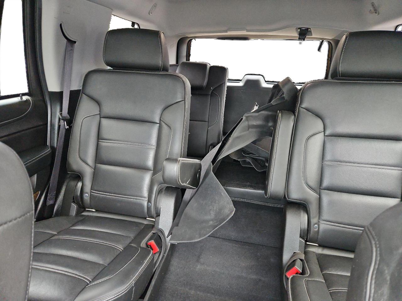 GMC Yukon Denali 4WD 2019