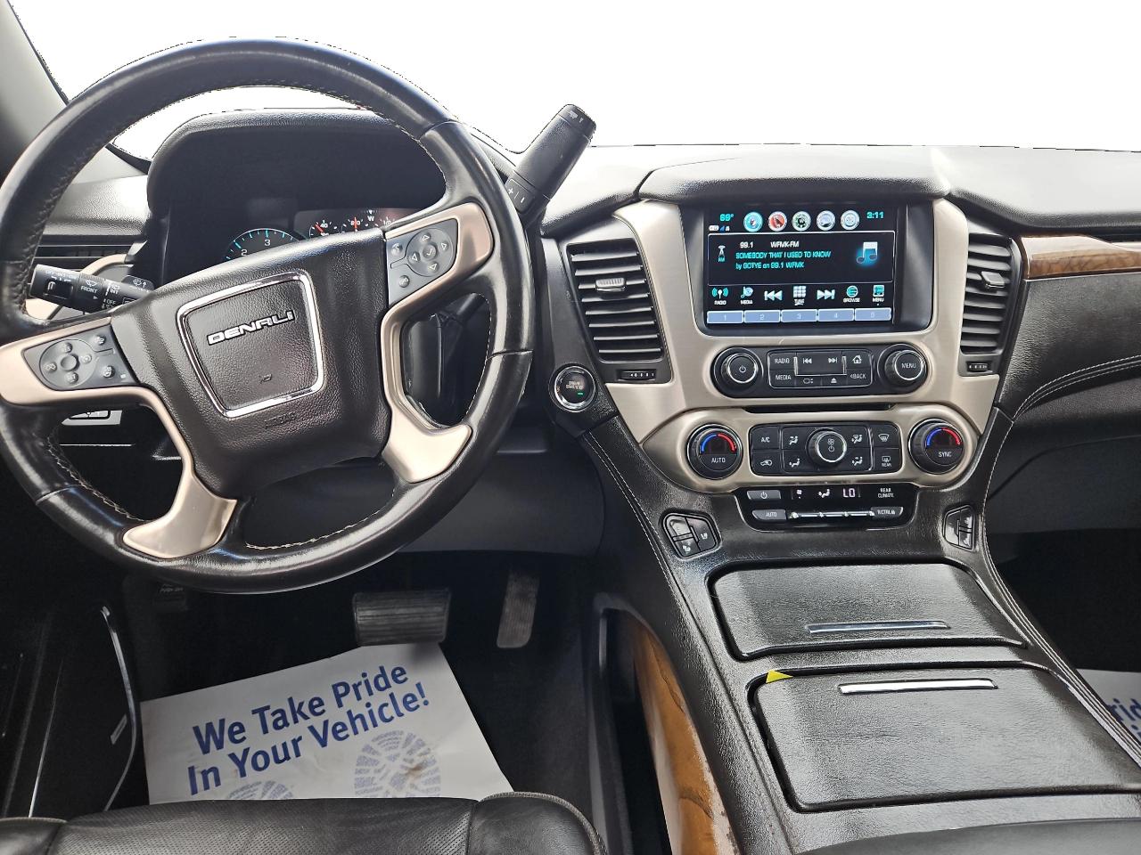 GMC Yukon Denali 4WD 2019
