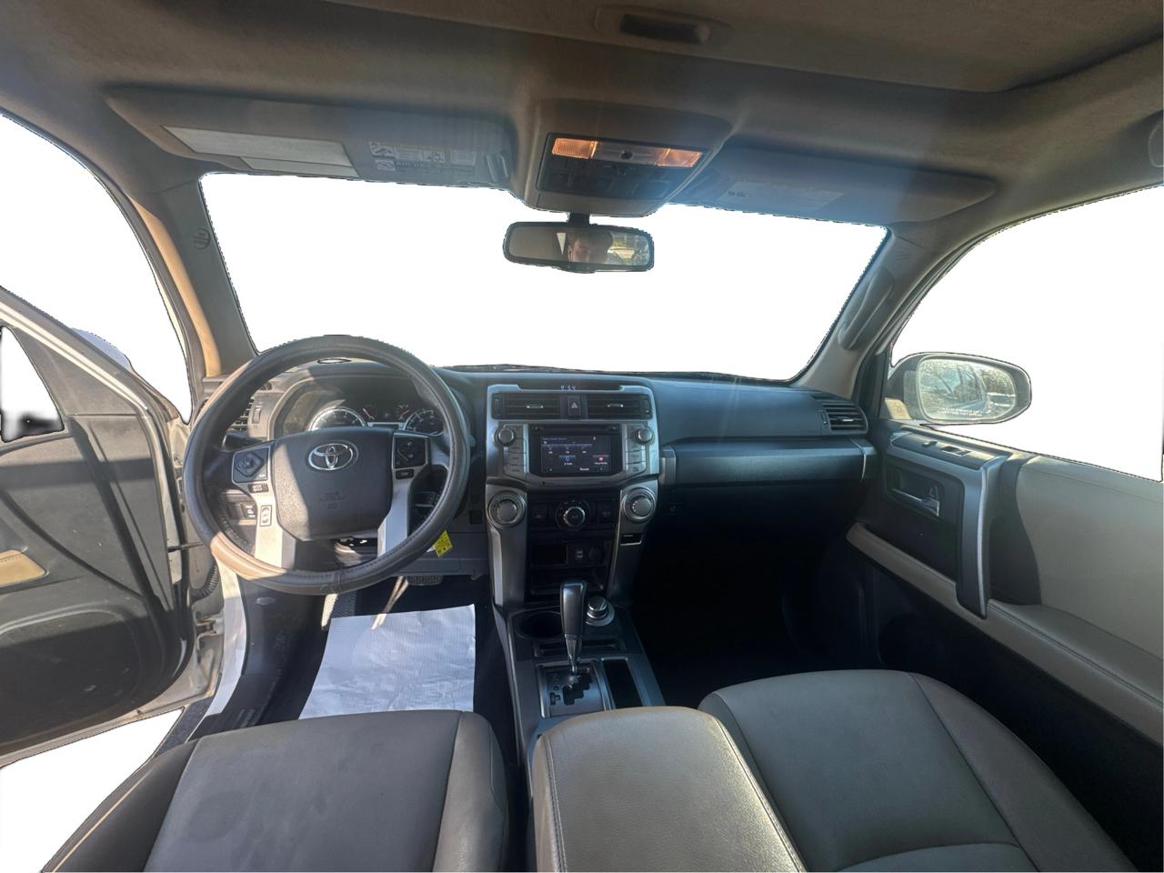 Toyota 4Runner SR5 4WD 2016