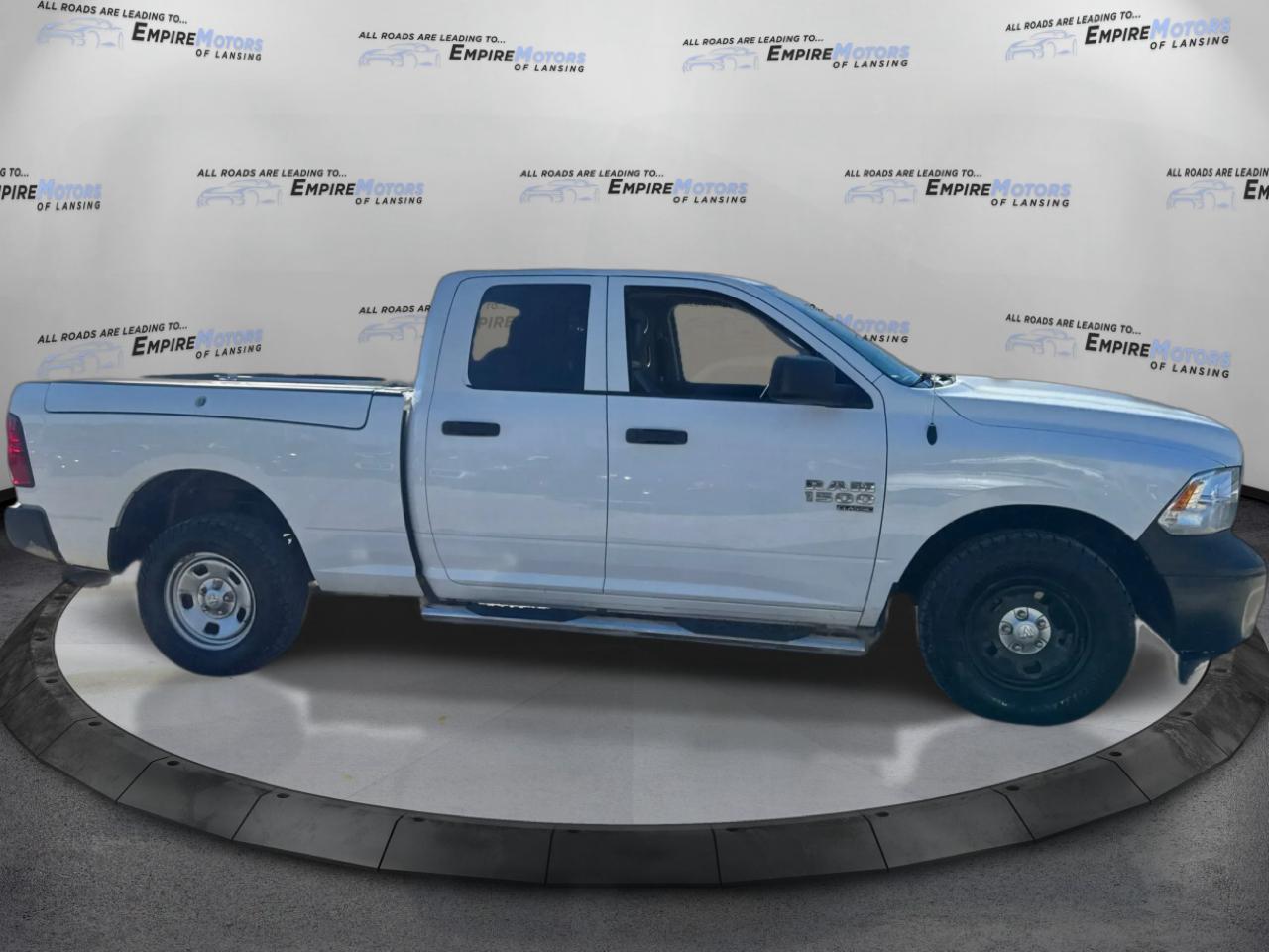 RAM 1500 Classic Tradesman Quad Cab 4WD 2020