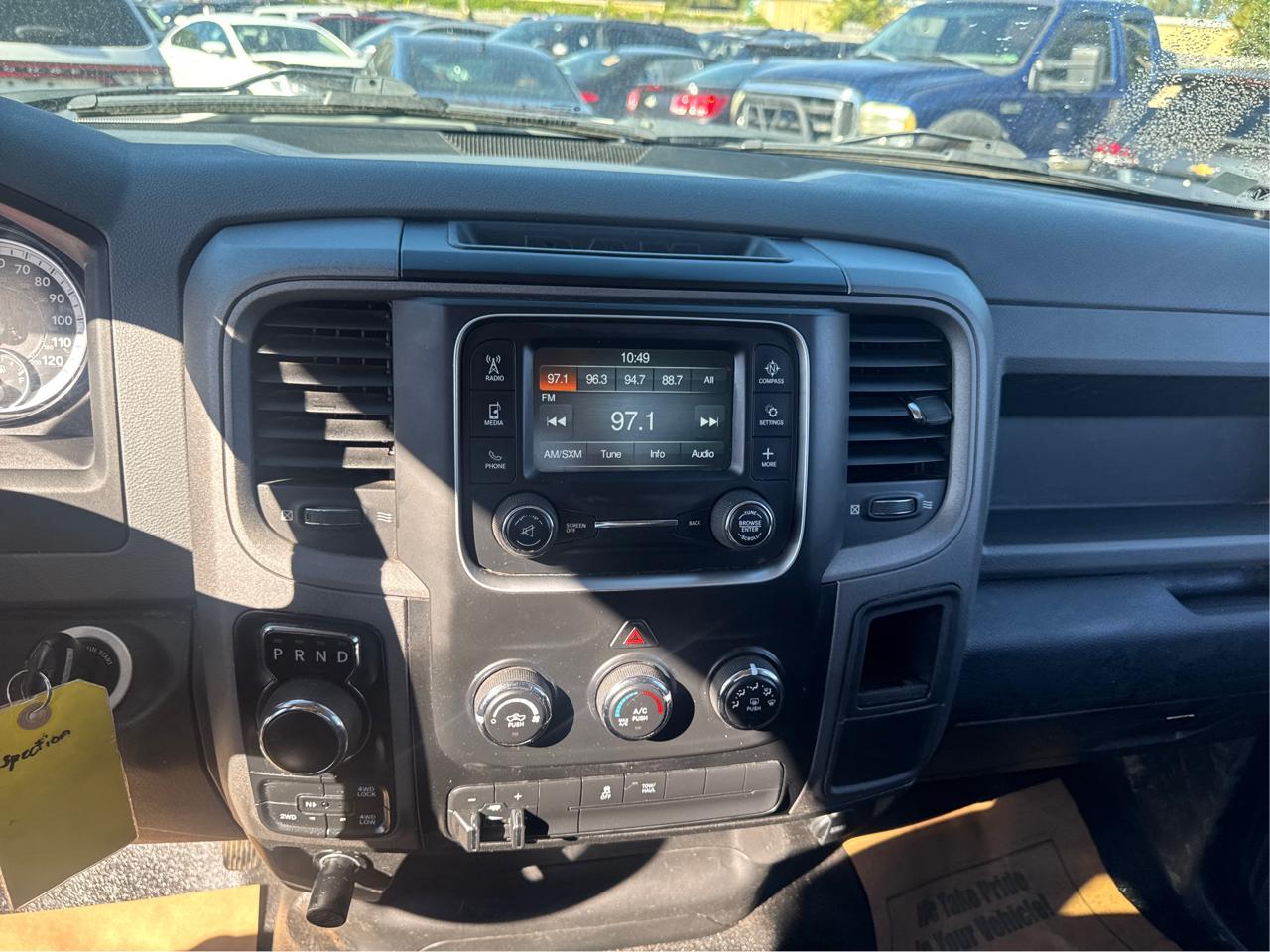 RAM 1500 Classic Tradesman Quad Cab 4WD 2020