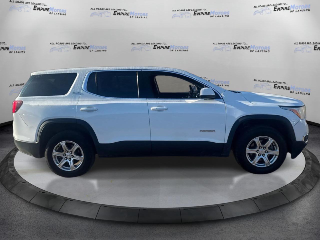 GMC Acadia SLE-1 FWD 2019