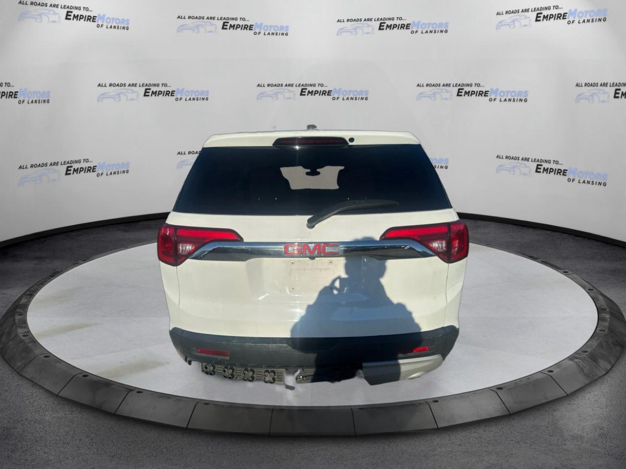 GMC Acadia SLE-1 FWD 2019