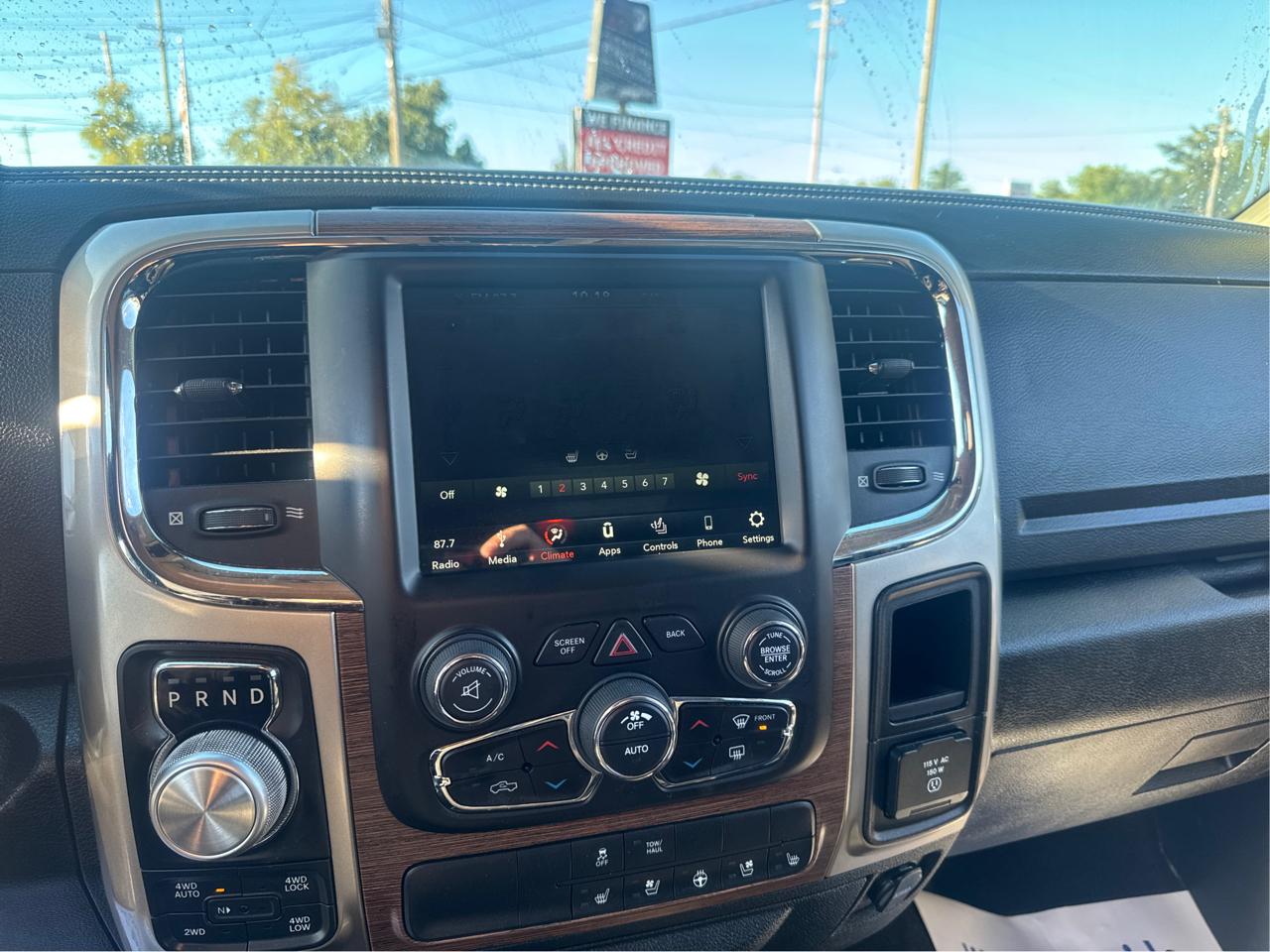 RAM 1500 Laramie Crew Cab LWB 4WD 2018