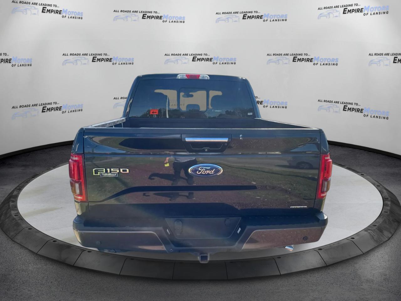 Ford F-150 XL SuperCrew 5.5-ft. Bed 4WD 2015