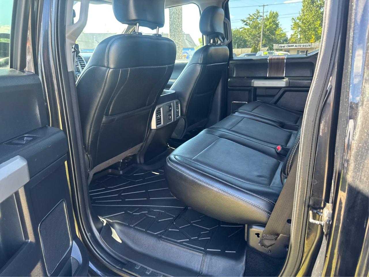 Ford F-150 XL SuperCrew 5.5-ft. Bed 4WD 2015
