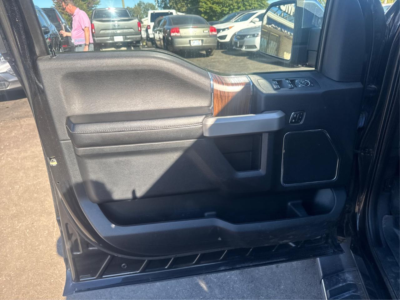 Ford F-150 XL SuperCrew 5.5-ft. Bed 4WD 2015