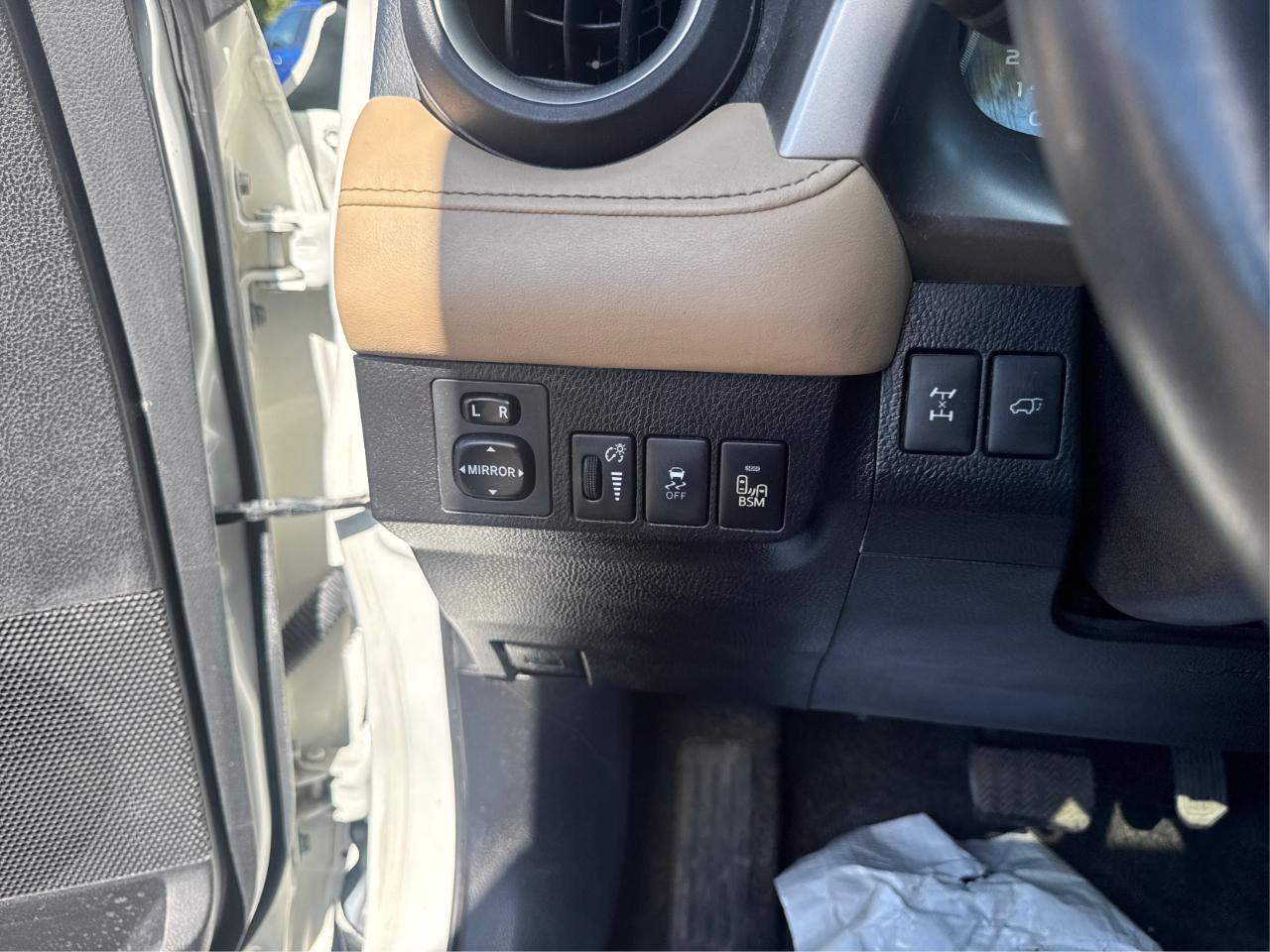 Toyota RAV4 Limited AWD 2015