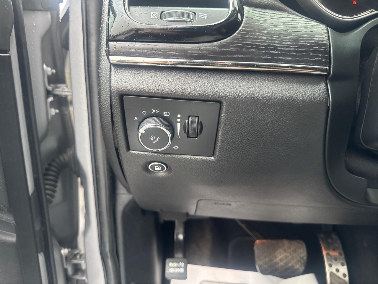 Jeep Grand Cherokee Overland 4WD 2020