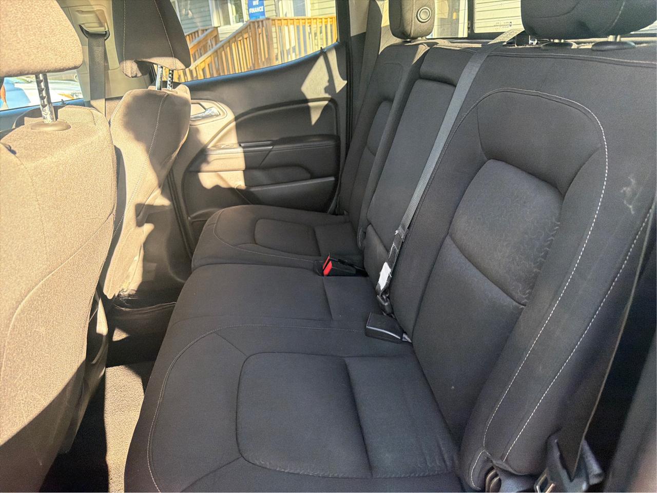 GMC Canyon SLE Crew Cab 4WD 2016