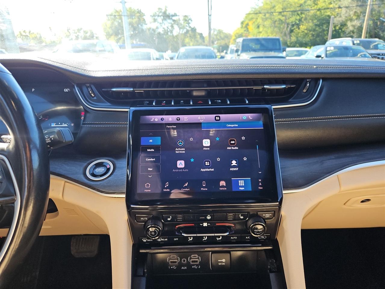 Jeep Grand Cherokee L Limited 4WD 2025