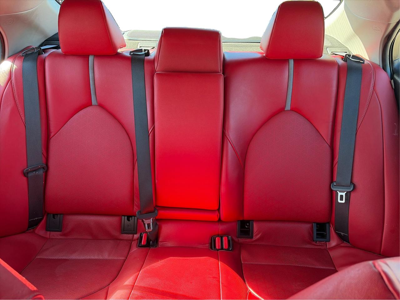 Toyota Camry XLE V6 2018