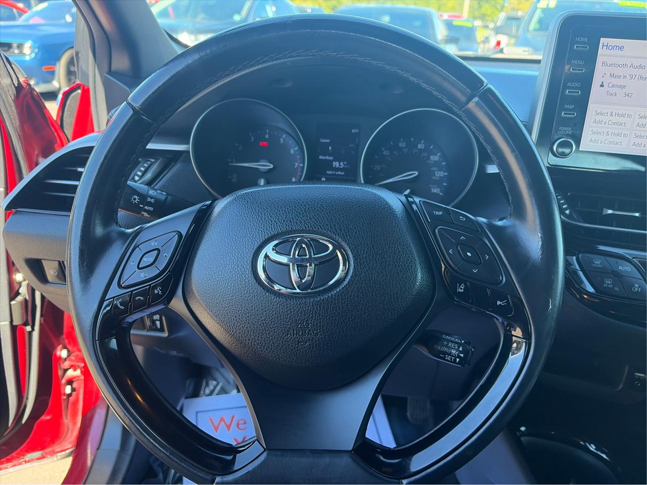 Toyota C-HR LE 2019