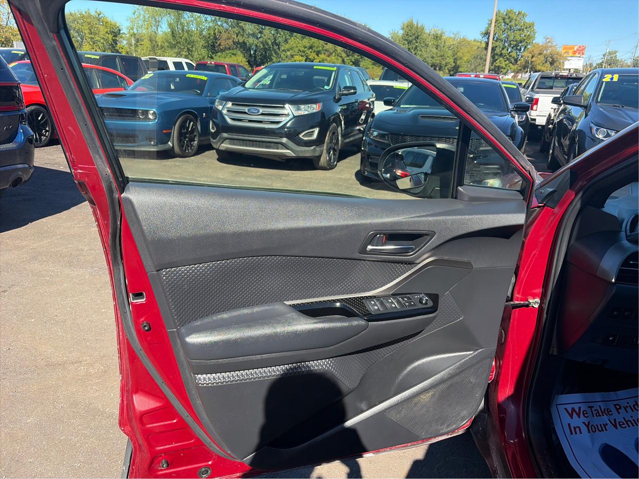Toyota C-HR LE 2019