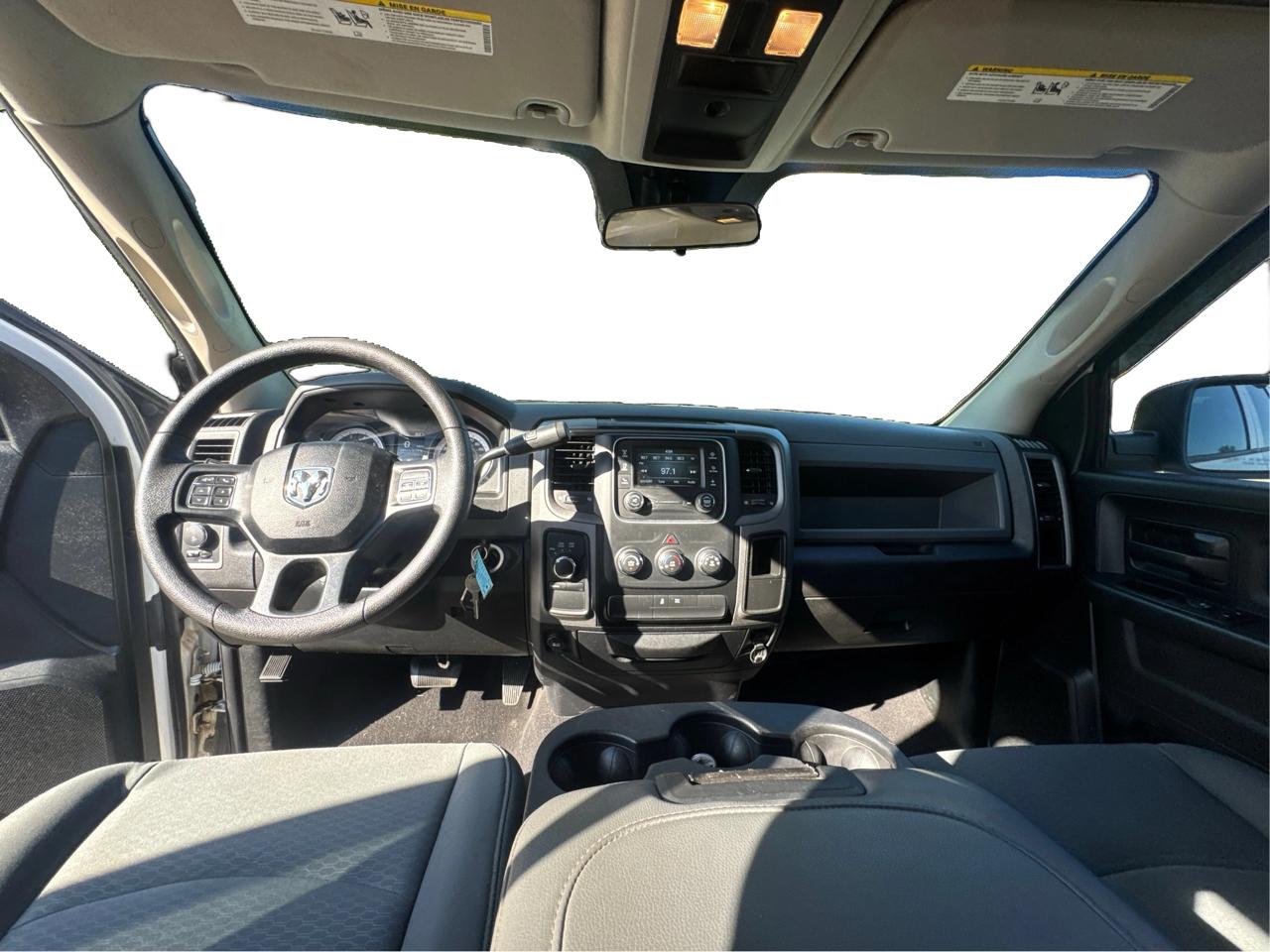 RAM 1500 Tradesman Quad Cab 4WD 2017