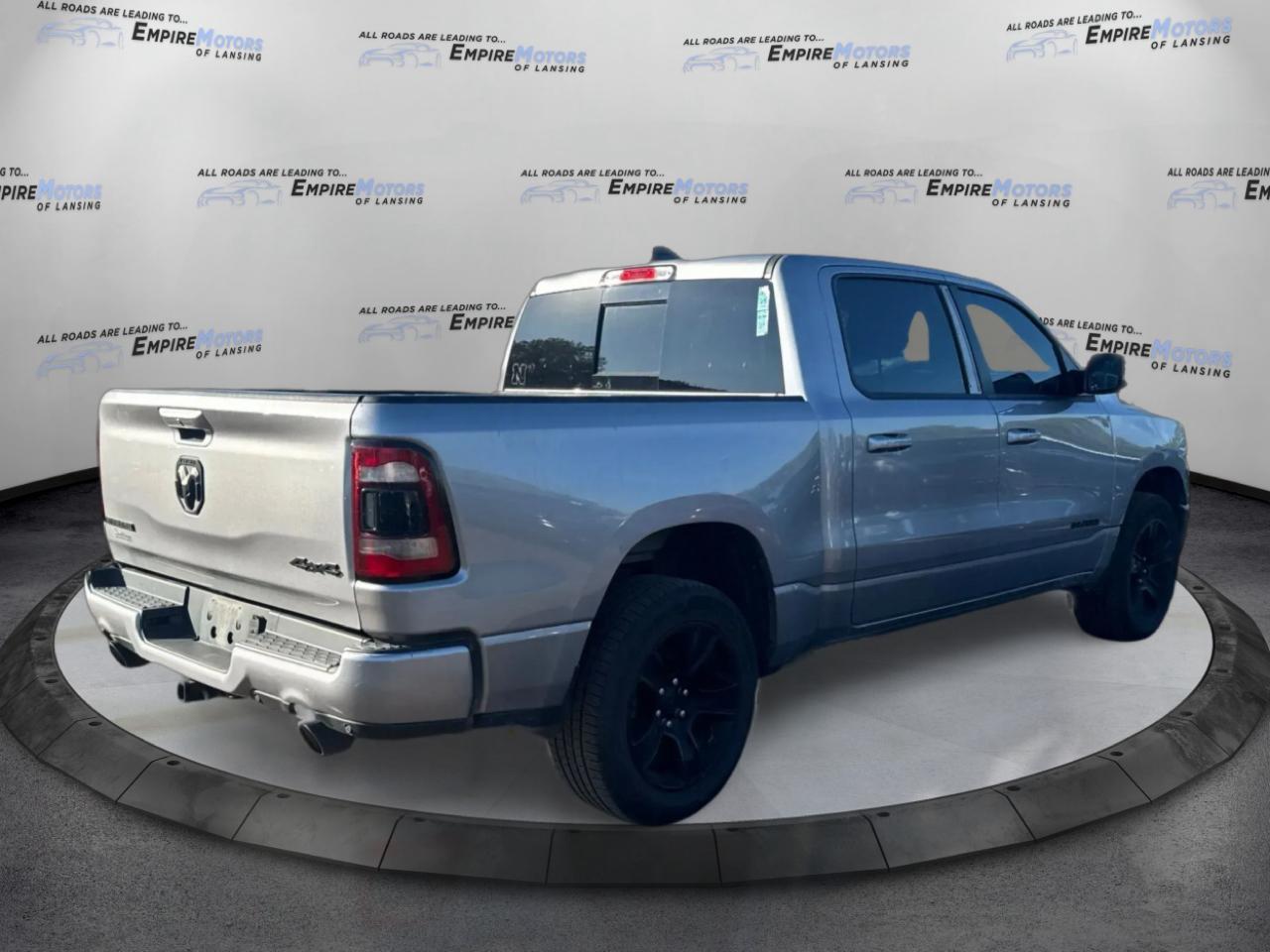 RAM 1500 Big Horn Crew Cab SWB 4WD 2020