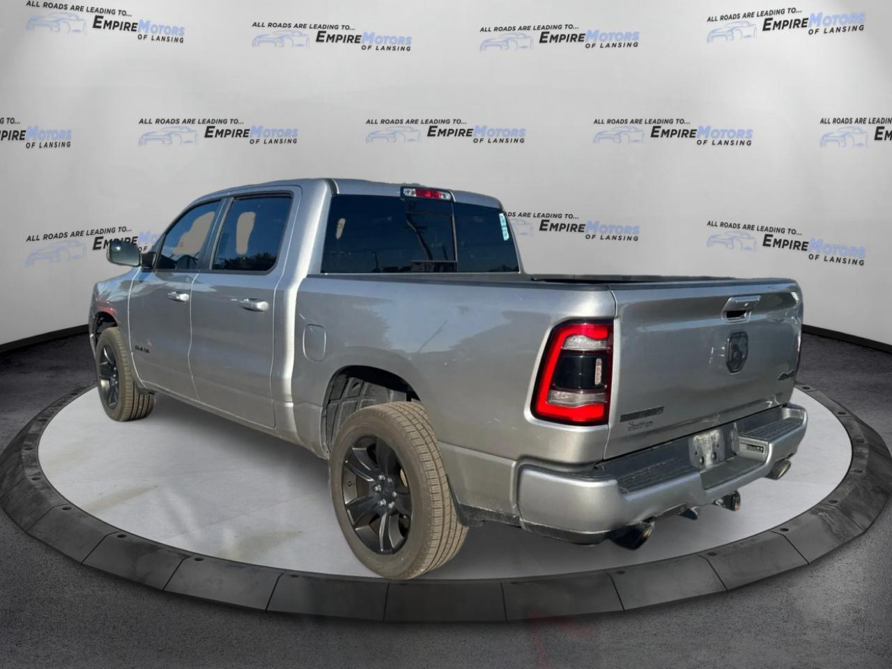 RAM 1500 Big Horn Crew Cab SWB 4WD 2020